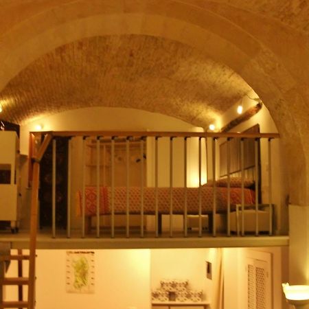 Residenze Palazzo Pes Apartman Cagliari Szoba fotó
