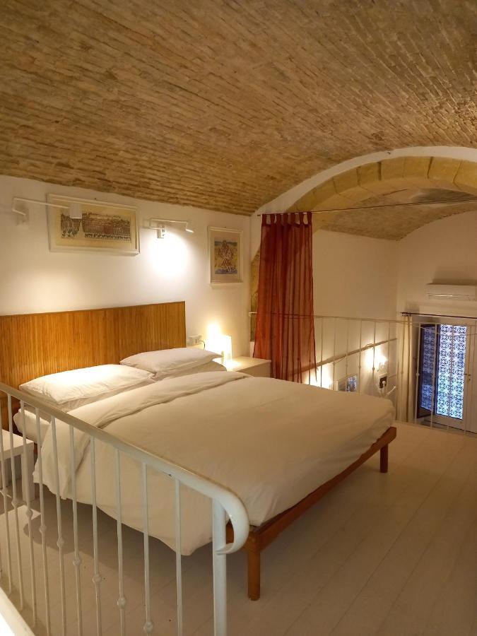 Residenze Palazzo Pes Apartman Cagliari Kültér fotó